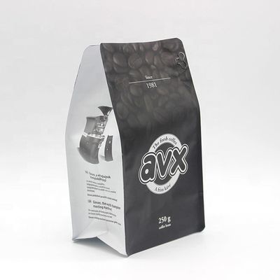 Schwarze Kaffeebeutel für Kaffeepakete